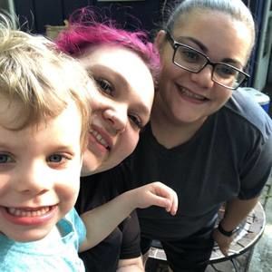 Meet your Posher, Jillian